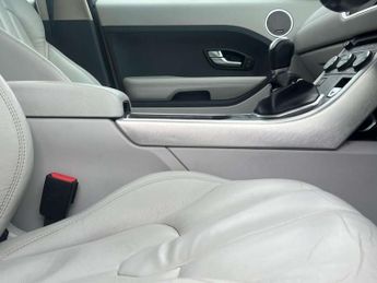 Land Rover RANGE ROVER EVOQUE 2.2 SD4 Pure SUV 5dr Diesel Manual 4WD Euro 5 (s/s) (190 ps) AA 