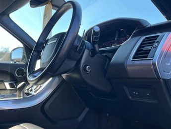 Land Rover RANGE ROVER SPORT 3.0 D250 MHEV HSE SUV 5dr Diesel Auto 4WD Euro 6 (s/s) (250 ps) 
