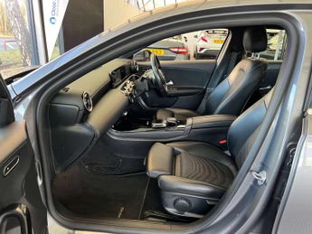 MERCEDES-BENZ A-CLASS 1.3 A 180 SE Auto 5dr