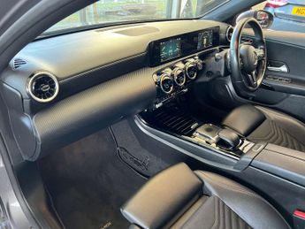 MERCEDES-BENZ A-CLASS 1.3 A 180 SE Auto 5dr