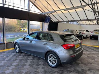 MERCEDES-BENZ A-CLASS 1.3 A 180 SE Auto 5dr
