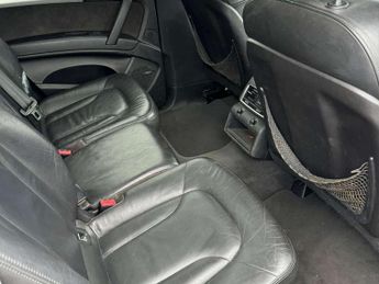 AUDI Q7 4.1 Q7 S Line FSI Quattro Auto 4WD 5dr