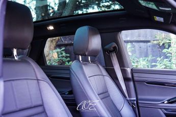 Land Rover Range Rover Evoque 2.0 Range Rover Evoque R-Dynamic HSE D MHEV Auto 4WD 5dr