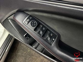 Mercedes-Benz GLA 1.6 GLA200 AMG Line (Premium) SUV 5dr Petrol 7G-DCT Euro 6 (s/s)