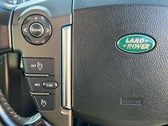 Land Rover FREELANDER 2 2.2 SD4 XS SUV 5dr Diesel CommandShift 4WD Euro 5 (190 ps) AA IN