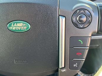Land Rover FREELANDER 2 2.2 SD4 XS SUV 5dr Diesel CommandShift 4WD Euro 5 (190 ps) AA IN