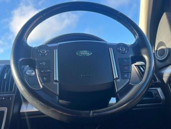 Land Rover FREELANDER 2 2.2 SD4 XS SUV 5dr Diesel CommandShift 4WD Euro 5 (190 ps) AA IN