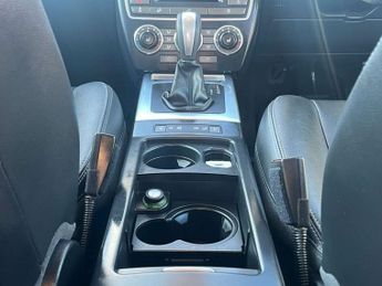 Land Rover FREELANDER 2 2.2 SD4 XS SUV 5dr Diesel CommandShift 4WD Euro 5 (190 ps) AA IN