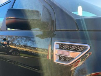 Land Rover FREELANDER 2 2.2 SD4 XS SUV 5dr Diesel CommandShift 4WD Euro 5 (190 ps) AA IN