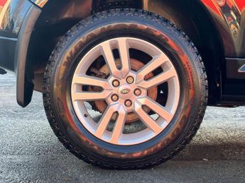 Land Rover FREELANDER 2 2.2 SD4 XS SUV 5dr Diesel CommandShift 4WD Euro 5 (190 ps) AA IN