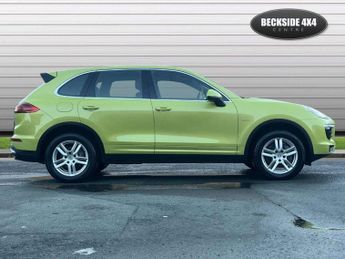 Porsche CAYENNE 3.0 TD V6 SUV 5dr Diesel TiptronicS 4WD Euro 6 (s/s) (262 ps) AA