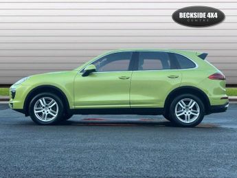 Porsche CAYENNE 3.0 TD V6 SUV 5dr Diesel TiptronicS 4WD Euro 6 (s/s) (262 ps) AA