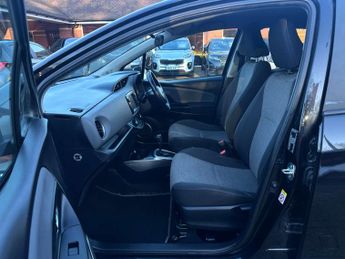 TOYOTA YARIS 1.5 Yaris Icon TSS Hybrid VVT-i CVT 5dr