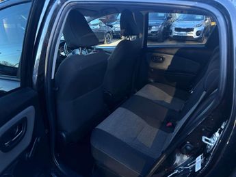 TOYOTA YARIS 1.5 Yaris Icon TSS Hybrid VVT-i CVT 5dr