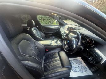 BMW 5 SERIES 2.0 520I M Sport Auto 5dr