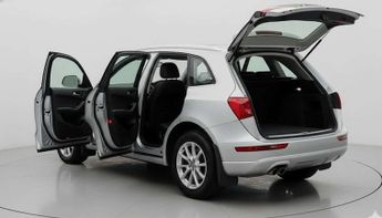 AUDI Q5 2.0 Q5 SE TDI Quattro Semi-Auto 4WD 5dr