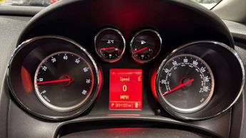 VAUXHALL ASTRA 1.6 Astra Exclusive Auto 5dr