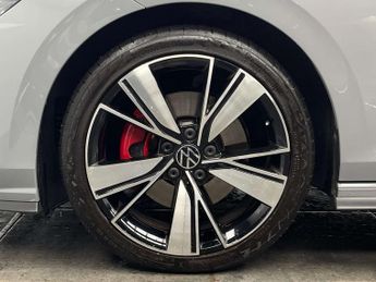 Volkswagen GOLF 2.0 Golf GTD TDI Semi-Auto 5dr