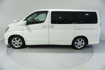Nissan ELGRAND E51 AUTO