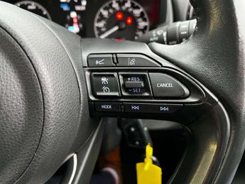 TOYOTA YARIS 1.5 Yaris Icon HEV CVT 5dr