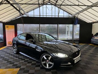 Jaguar XE 2.0 XE R-Sport D Auto 4dr