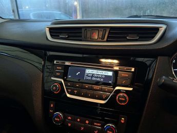 NISSAN QASHQAI 1.2 Qashqai Acenta Smart Vision DiG-T CVT 5dr