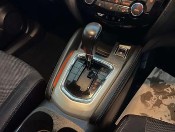 NISSAN QASHQAI 1.2 Qashqai Acenta Smart Vision DiG-T CVT 5dr