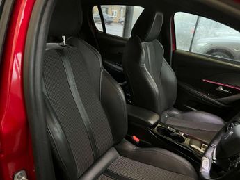 PEUGEOT 208 1.2 208 GT PureTech S/S Auto 5dr