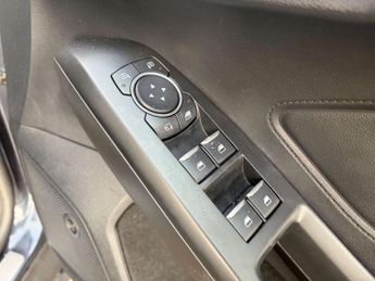 FORD FOCUS 1.5 Focus Active X Vignale EcoBlue Auto 5dr