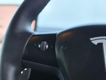 TESLA MODEL Y Model Y Long Range AWD 4WD 5dr