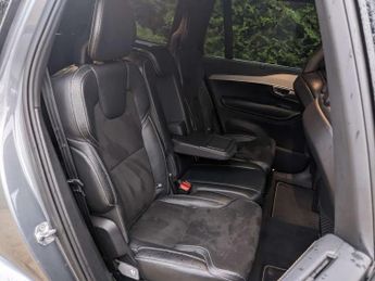 Volvo XC90 2.0 XC90 R-Design D5 PowerPulse AWD Auto 4WD 5dr