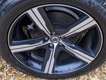 Volvo XC90 2.0 XC90 R-Design D5 PowerPulse AWD Auto 4WD 5dr