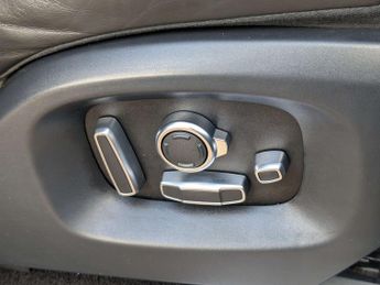 Land Rover RANGE ROVER SPORT 3.0 Range Rover Sport HSE Dynamic V6 SC Auto 4WD 5dr