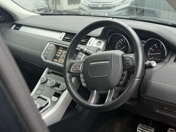 Land Rover RANGE ROVER EVOQUE 2.0 Range Rover Evoque Dynamic Luxury Si4 Auto 4WD 5dr