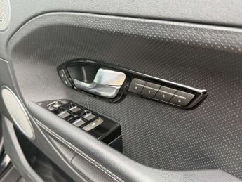 Land Rover RANGE ROVER EVOQUE 2.0 Range Rover Evoque Dynamic Luxury Si4 Auto 4WD 5dr