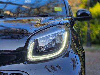 SMART FORTWO EQ fortwo Brabus Line 3dr