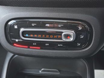 SMART FORTWO EQ fortwo Brabus Line 3dr