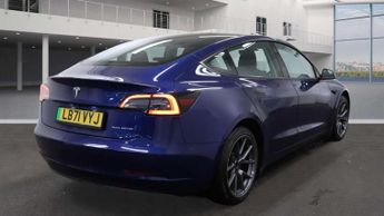 TESLA MODEL 3 Model 3 Long Range AWD 4WD 4dr