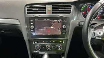 VOLKSWAGEN GOLF e-Golf 5dr