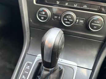 VOLKSWAGEN GOLF e-Golf 5dr