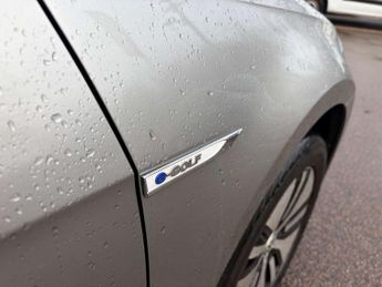 VOLKSWAGEN GOLF e-Golf 5dr