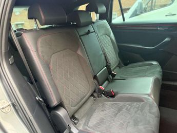 SKODA KODIAQ 2.0 Kodiaq VRS TSi 4x4 Semi-Auto 4WD 5dr