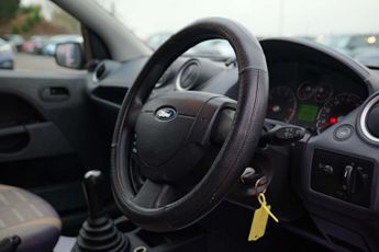 Ford FIESTA 1.4 Fiesta Style 5dr