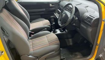 VOLKSWAGEN FOX 1.2 Urban Fox 3dr