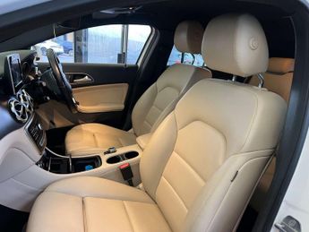 MERCEDES-BENZ GLA 1.6 GLA 200 SE Executive Auto 5dr