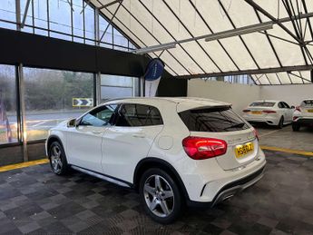 MERCEDES-BENZ GLA 2.0 GLA250 AMG Line Executive 4Matic Auto 4WD 5dr