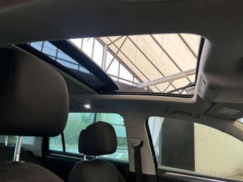 VOLKSWAGEN TIGUAN 2.0 Tiguan SEL TDI BlueMotion Technology 4Motion Semi-Auto 4WD 5