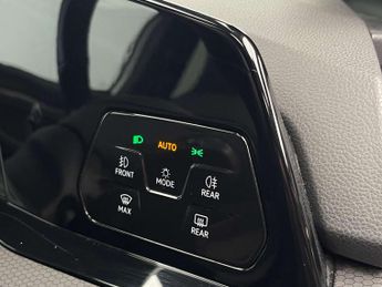 Volkswagen GOLF 2.0 Golf GTi TSi Semi-Auto 5dr