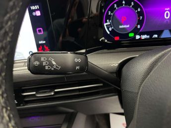 Volkswagen GOLF 2.0 Golf GTi TSi Semi-Auto 5dr