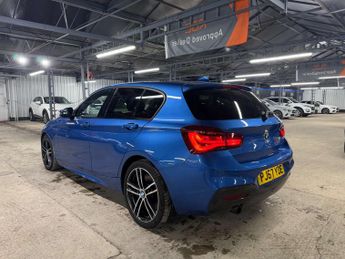 BMW 1 SERIES 1.5 118i M Sport Shadow Edition Auto 5dr